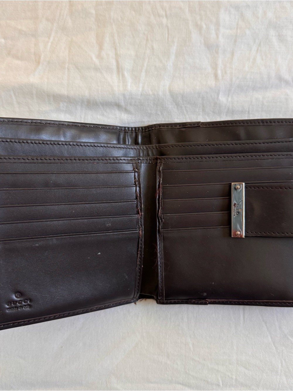 Vintage Gucci monogram brown wallet with leather trim - Picture 4 of 9